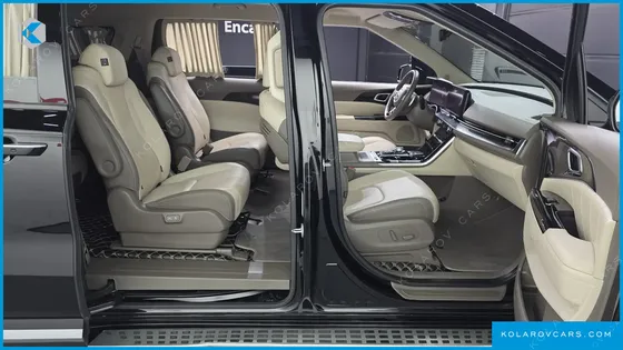 KIA CARNIVAL GASOLINE 9-SEATER HI-LIMOUSINE