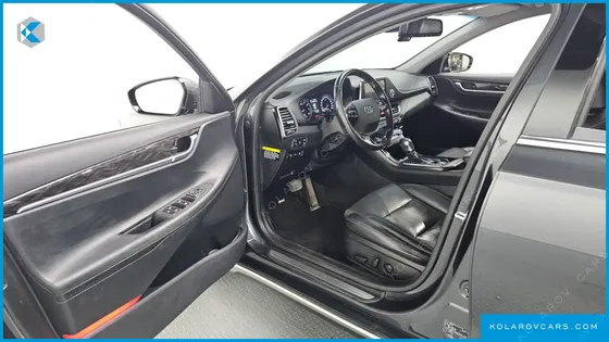 HYUNDAI GRANDEUR 2.4 PREMIUM