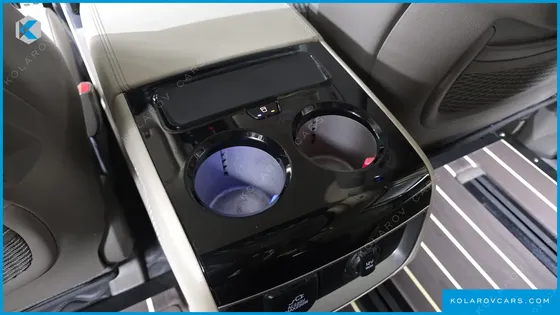 KIA CARNIVAL GASOLINE 7-SEATER HI-LIMOUSINE