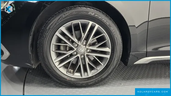 HYUNDAI GRANDEUR 3.0 LPI MODERN BASIC (RENTAL CAR)