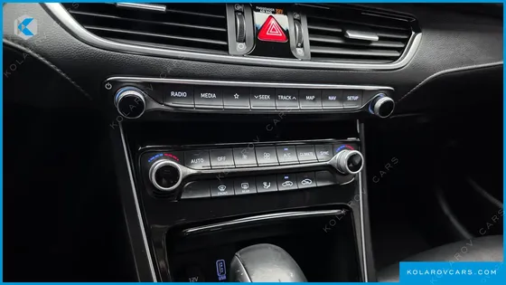 HYUNDAI GRANDEUR 3.0 LPI MODERN BASIC (RENTAL CAR)