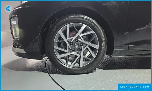 HYUNDAI GRANDEUR 2,5 GASOLINE 2WD