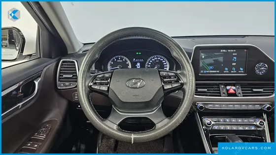 HYUNDAI GRANDEUR 3.0 LPI MODERN (RENTAL CAR)