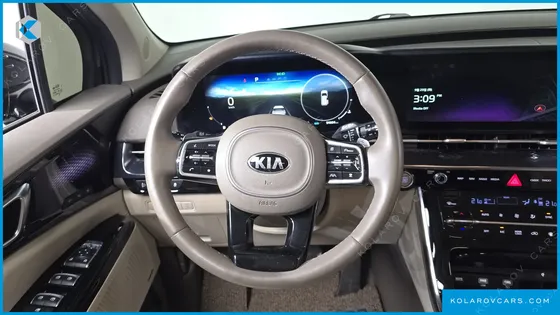 KIA CARNIVAL GASOLINE 7-SEATER HI-LIMOUSINE