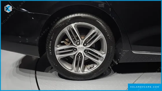 HYUNDAI GRANDEUR 2.2 DIESEL PREMIUM