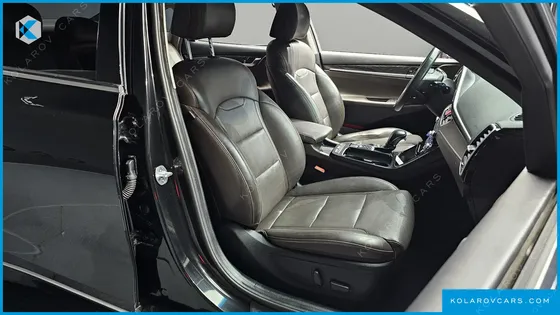 HYUNDAI GRANDEUR 2.2 DIESEL PREMIUM