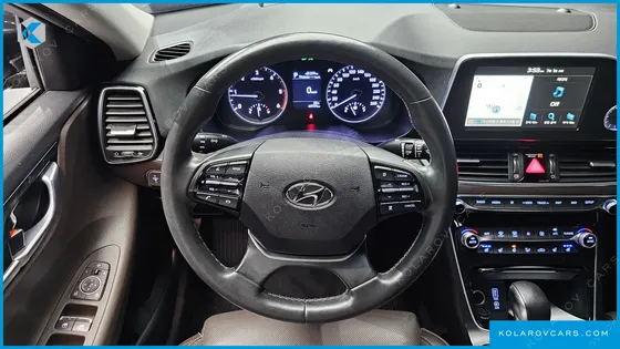 HYUNDAI GRANDEUR 2.2 DIESEL PREMIUM