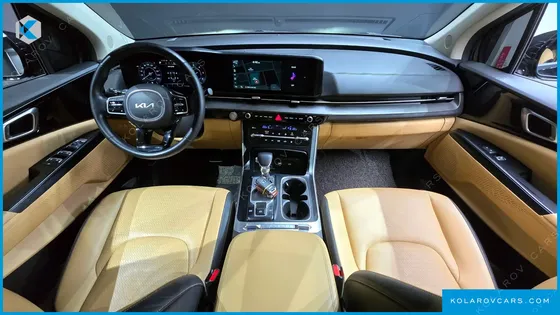 KIA CARNIVAL DIESEL 9-SEATER PRESTIGE