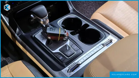 KIA CARNIVAL DIESEL 9-SEATER PRESTIGE