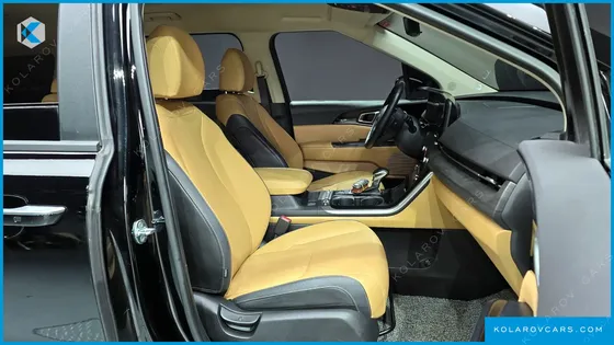 KIA CARNIVAL DIESEL 9-SEATER PRESTIGE