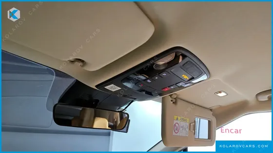 KIA CARNIVAL DIESEL 9-SEATER PRESTIGE