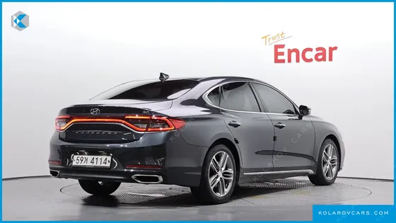 HYUNDAI GRANDEUR 2.4 PREMIUM