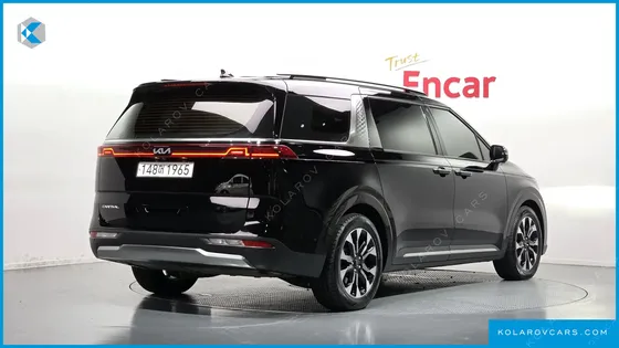KIA CARNIVAL DIESEL 9-SEATER SIGNATURE