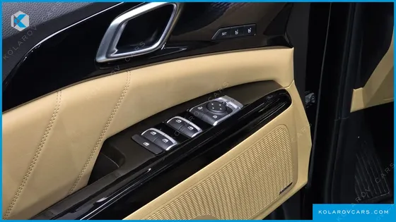 KIA CARNIVAL DIESEL 9-SEATER SIGNATURE