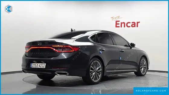 HYUNDAI GRANDEUR 2.2 DIESEL PREMIUM