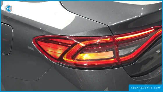 HYUNDAI GRANDEUR 2.2 DIESEL PREMIUM