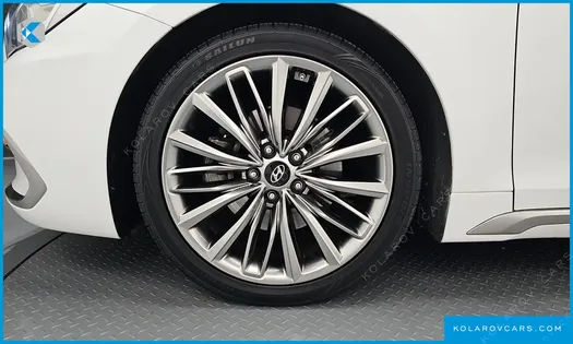 HYUNDAI GRANDEUR 2.4 PREMIUM