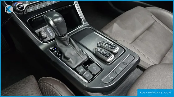 HYUNDAI GRANDEUR 2.4 PREMIUM