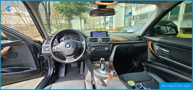 BMW 3 SERIES 320I