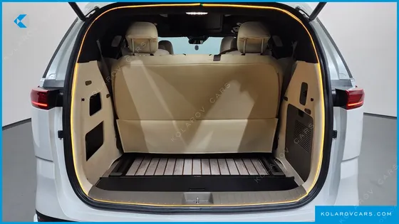 KIA CARNIVAL DIESEL 9-SEATER HI-LIMOUSINE(SPECIAL VEHICLE)