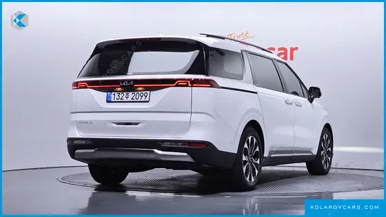 KIA CARNIVAL DIESEL 9-SEATER NOBLESSE