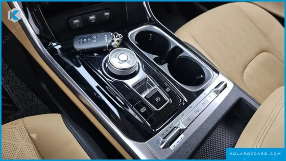 KIA CARNIVAL DIESEL 9-SEATER NOBLESSE
