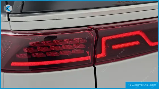 KIA CARNIVAL DIESEL 9-SEATER NOBLESSE