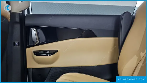 KIA CARNIVAL DIESEL 9-SEATER NOBLESSE
