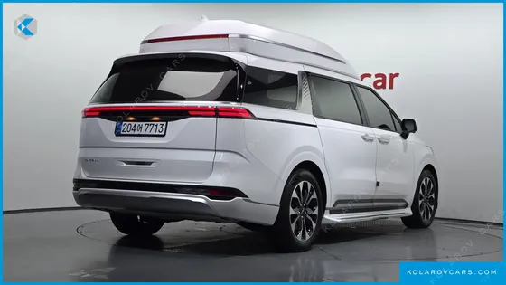 KIA CARNIVAL GASOLINE 9-SEATER HI-LIMOUSINE
