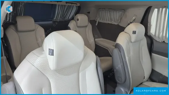 KIA CARNIVAL GASOLINE 9-SEATER HI-LIMOUSINE