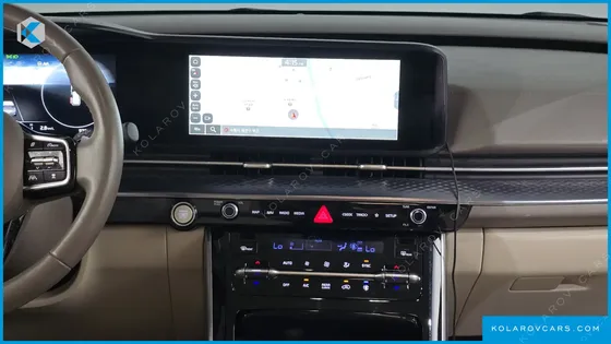 KIA CARNIVAL GASOLINE 9-SEATER HI-LIMOUSINE