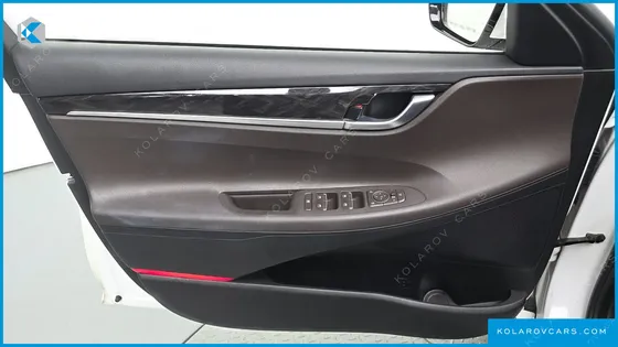 HYUNDAI GRANDEUR 2.4 PREMIUM