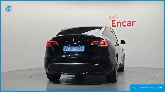 TESLA MODEL Y LONG RANGE AWD