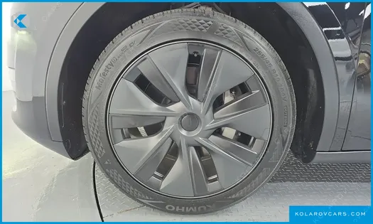 TESLA MODEL Y LONG RANGE AWD