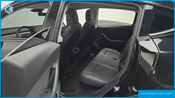 TESLA MODEL Y LONG RANGE AWD