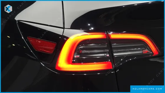 TESLA MODEL Y LONG RANGE AWD