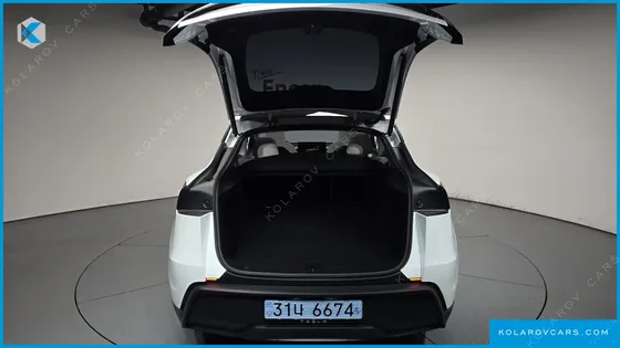 TESLA MODEL Y RWD