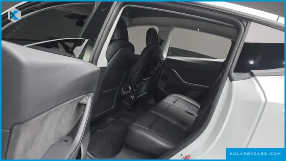 TESLA MODEL Y LONG RANGE AWD