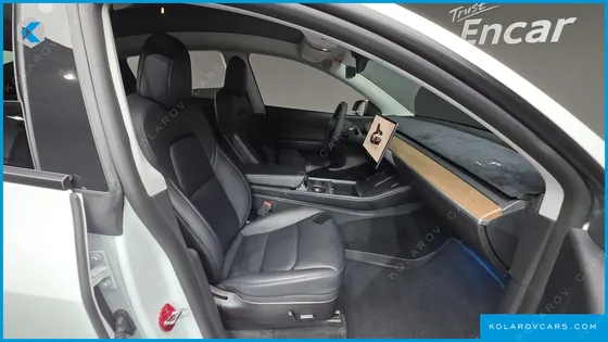 TESLA MODEL Y LONG RANGE AWD