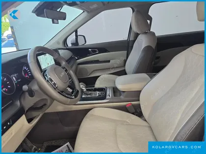KIA CARNIVAL GASOLINE 9-SEATER PRESTIGE