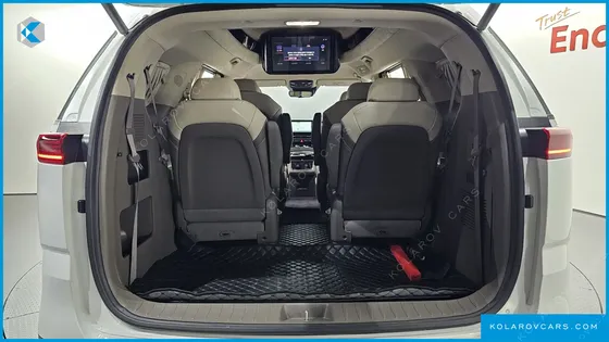 KIA CARNIVAL DIESEL 9-SEATER HI-LIMOUSINE