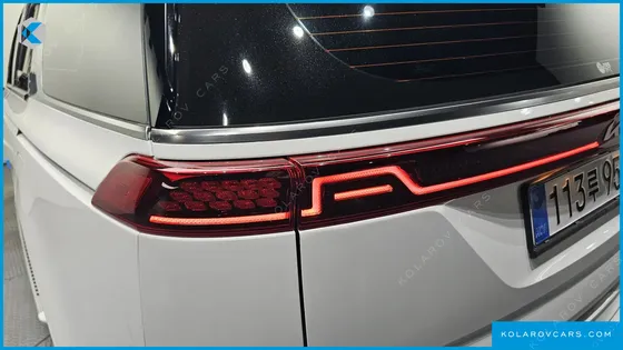 KIA CARNIVAL DIESEL 9-SEATER HI-LIMOUSINE