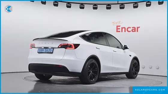 TESLA MODEL Y RWD