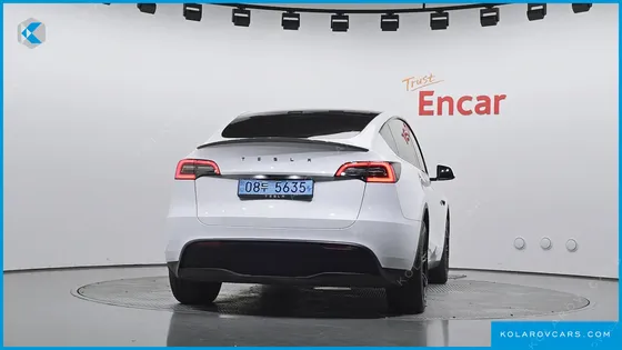 TESLA MODEL Y RWD