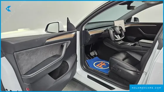 TESLA MODEL Y RWD