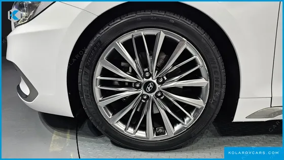 HYUNDAI GRANDEUR 3.0 EXCLUSIVE