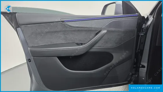 TESLA MODEL Y LONG RANGE AWD