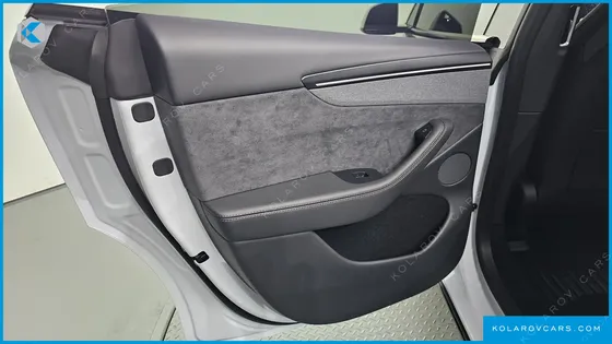 TESLA MODEL Y L LONG RANGE AWD