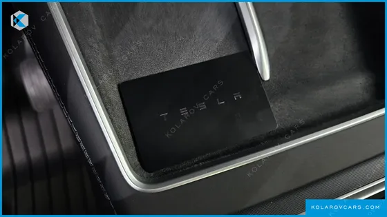 TESLA MODEL Y L LONG RANGE AWD