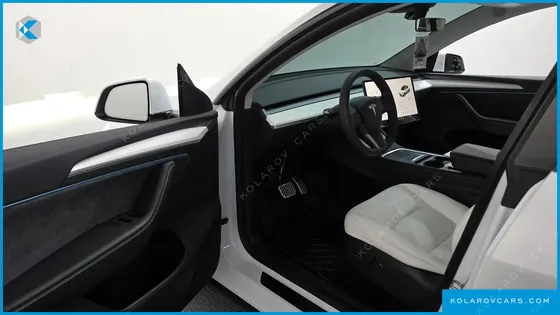 TESLA MODEL Y RWD
